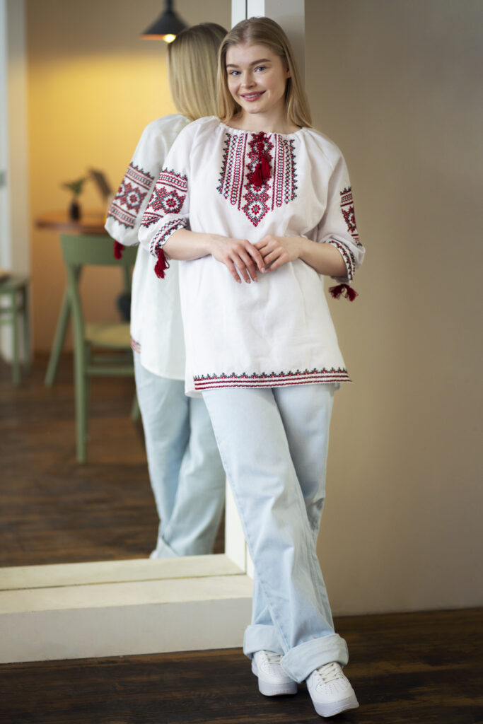Trendy Clothes for Girls in Pakistan